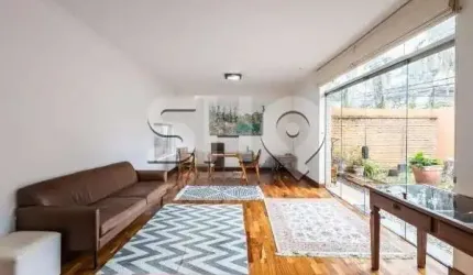 Casa com 3 quartos à venda na Rua Natingui, 336, Vila Madalena, São Paulo por R$ 1.800.000