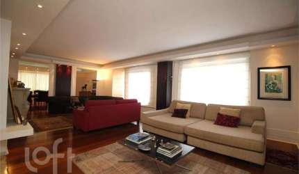 Casa com 6 quartos à venda na Rua Baltazar Fernandes, 174, Itaim Bibi, São Paulo por R$ 2.750.000