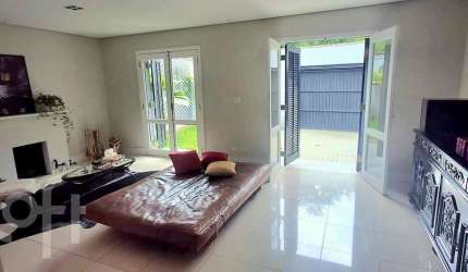 Casa com 3 quartos à venda na Rua Maestro Elias Lobo, 168, Jardim Paulista, São Paulo por R$ 6.000.000