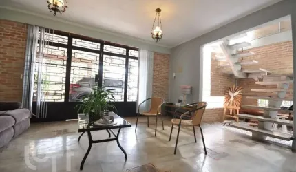 Casa com 5 quartos à venda na Rua Catileias, 11, Tremembé, São Paulo por R$ 827.000
