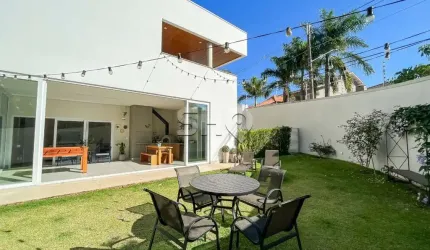 Casa com 3 quartos à venda na Rua Comendador Quirino Teixeira, 686, Jardim Leonor Mendes de Barros, São Paulo por R$ 2.800.000