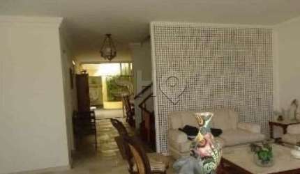 Casa com 4 quartos à venda na Rua André Dreyfus, 197, Sumaré, São Paulo por R$ 1.990.000