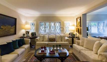 Casa com 3 quartos à venda na Rua Itabaquara, 102, Pacaembu, São Paulo por R$ 6.000.000