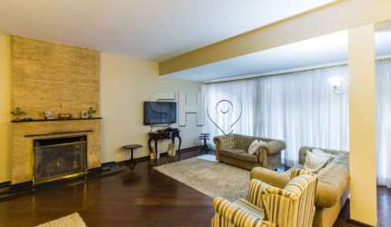 Casa com 5 quartos à venda na Rua Ziembinski, 329, Alto da Lapa, São Paulo por R$ 2.390.000