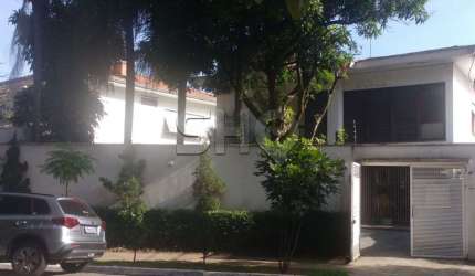 Casa com 3 quartos para alugar na Rua Itápolis, 1280, Pacaembu, São Paulo por R$ 20.000