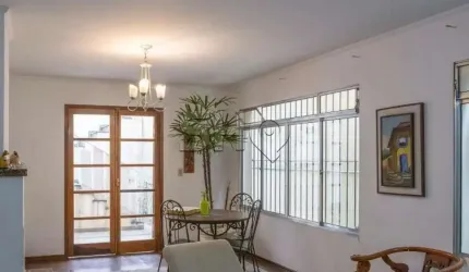 Casa com 5 quartos à venda na Rua Camburiú, 462, Vila Ipojuca, São Paulo por R$ 1.490.000