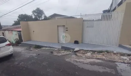 Casa a venda no bairro Coroado, Manaus