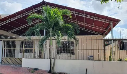 Casa com 5 quartos a venda no Conjunto Cophasa Manaus