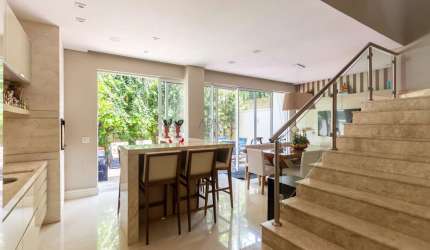Casa em condomínio fechado com 3 quartos à venda na Rua Antônio Grade, 533, Mercês, Curitiba, 231 m2 por R$ 2.100.000