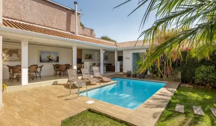 Casa com 3 quartos à venda na Rua Engenheiro Lourival Maciel, 408, Campina do Siqueira, Curitiba, 352 m2 por R$ 2.500.000