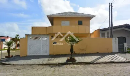 Sobrado em Peruíbe no bairro Oásis