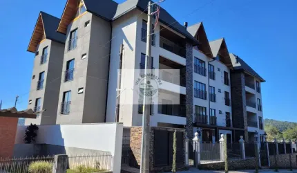 Apartamento em Campo Alegre, no centro, 3 dormitórios, 2 vagas, com amplo Giardino, novo