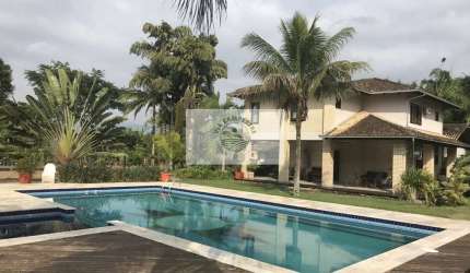 Chácara espetacular com 28.458 m², devidamente documentada, construções averbadas