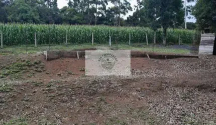 Sítio com 2.031 m², Avenquinha, com contrato, apenas 2 km do asfalto