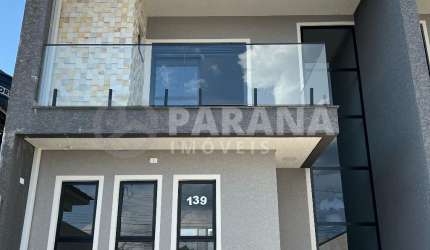 SOBRADO COM ACABAMENTO MODERNO E UMA LINDA PISCINA NO BAIRRO NAÇÕES