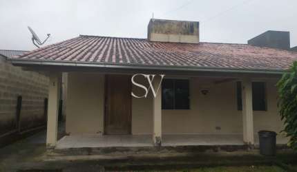 Casa a venda de 02 Dormitórios com amplo terreno e arvore frutíferas em Aguas Mornas - Grande Florianópolis-SC
