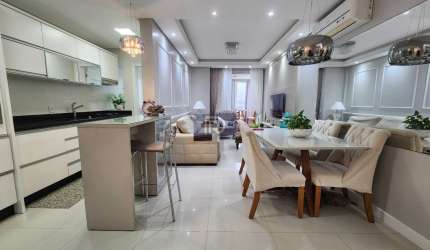 Apartamento com 03 Dormitórios sendo 01 Suíte em Barreiros/ São José, SC