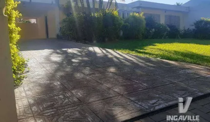 Casa com 4 dormitórios à venda, 216 m² constrção e 773 mts de terreno , u por R$ 1.900.000 - Zona 05 - Maringá/PR