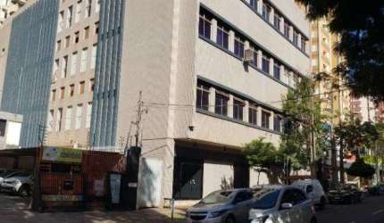 Dois andares inteiros no centro de maringá!