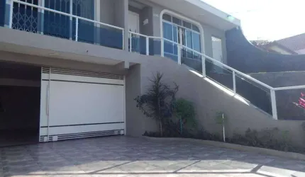 Casa com 4 dormitórios à venda, 214 m² por R$ 889.000,00 - Parolin - Curitiba/PR