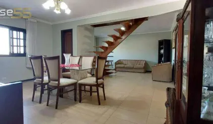 Casa com 4 dormitórios à venda, 210 m² por R$ 1.300.000,00 - Jardim das Américas - Curitiba/PR