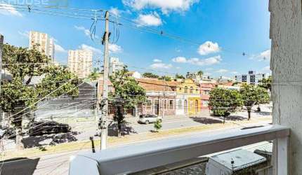 Sobrado com 4 dormitórios à venda, 160 m² por R$ 680.000,00 - São Francisco - Curitiba/PR