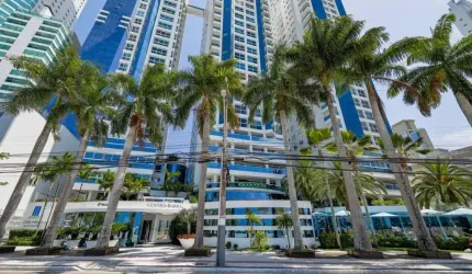 Apartamento para Venda em Balneário Camboriú, Centro, 4 dormitórios, 4 suítes, 6 banheiros, 4 vagas