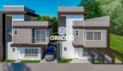 Sobrado Triplex de Alto Padrão com 3 Quartos, 1 Vaga no Portão