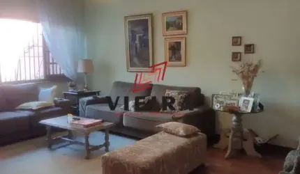 ÓTIMA CASA TÉREA , 4 VAGAS DE GARAGEM!!!