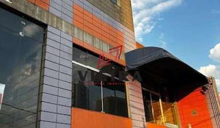 PRÉDIO COMERCIAL NO MIOLO DA VILA MASCOTE