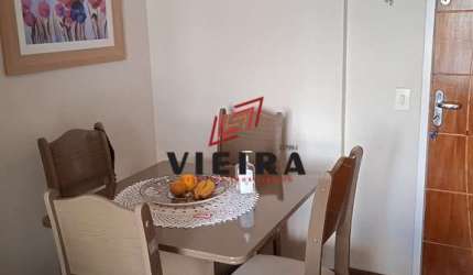 Apartamento em condomínio fechado com lazer