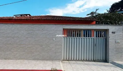 Casa com 4 quartos à venda na Rua Itaguaçú, 103, Ipiranga, Guarapari por R$ 890.000