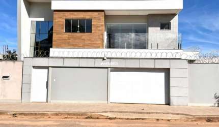 Casa com 3 quartos à venda na Argeu Antônio Marques, 163, Itapebussu, Guarapari por R$ 1.290.000