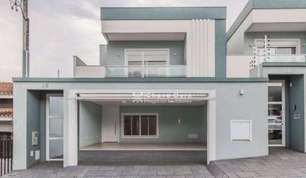 Sobrado com 3 Suites à venda, 243 m² por R$ 1.550.000 - Tropical - Cascavel/PR
