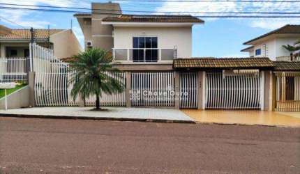 Sobrado com 3 dormitórios à venda, 179 m² por R$ 1.390.000,00 - Pioneiros Catarinenses - Cascavel/PR