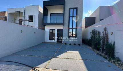 Sobrado à venda, 115 m² por R$ 550.000,00 - Universitário - Cascavel/PR