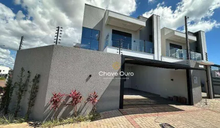 Sobrado com 3 Suítes na Região da FAG