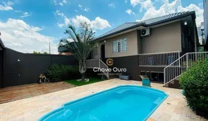 Casa à venda, 217 m² por R$ 1.100.000,00 - Jardim Pancera - Toledo/PR
