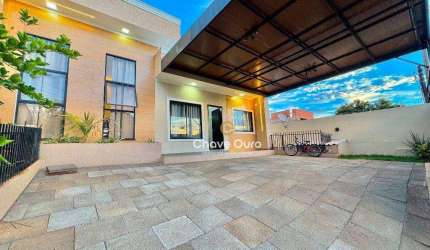 Casa à venda no bairro Alto Alegre, em Cascavel/PR