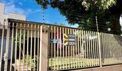 Casa com 4 dormitórios à venda, 175 m² por R$ 980.000,00 - Centro - Cascavel/PR