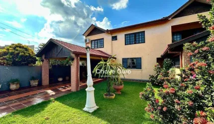 Sobrado à venda, 406 m² por R$ 2.100.000,00 - Jardim La Salle - Toledo/PR