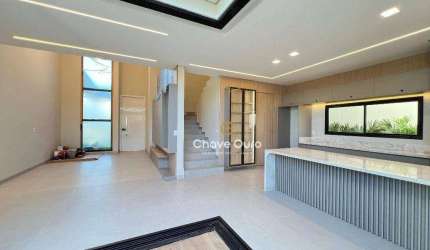 Sobrado com 3 Suites à venda, 205 m² por R$ 1.890.000 - Santo Inácio - Cascavel/PR