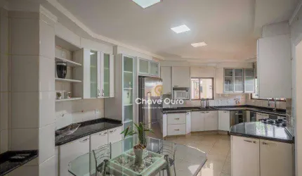 Sobrado com 5 dormitórios sendo 2 suíte à venda, 308 m² por R$ 5.500.000 - Country - Cascavel/PR