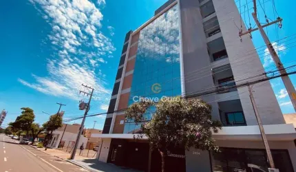 Apartamento com 03 suites no centro de Toledo