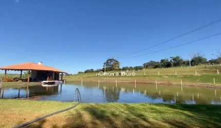 Chácara com açude a venda