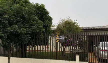 Casa com 03 quartos no São Cristóvão
