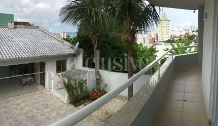Casa com 3 quartos à venda na Rua Santa Rita de Cássia, 1329, Coloninha, Florianópolis por R$ 2.800.000