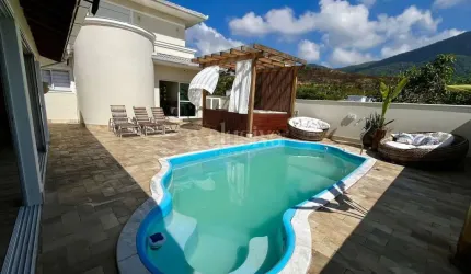Casa com 4 quartos à venda na Rua do Copo de Leite, 616, Pedra Branca, Palhoça por R$ 2.540.000