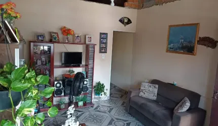 Casa 2 andares no Telégrafo