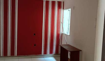 Alugo ótima sala comercial próx a Pres Vargas